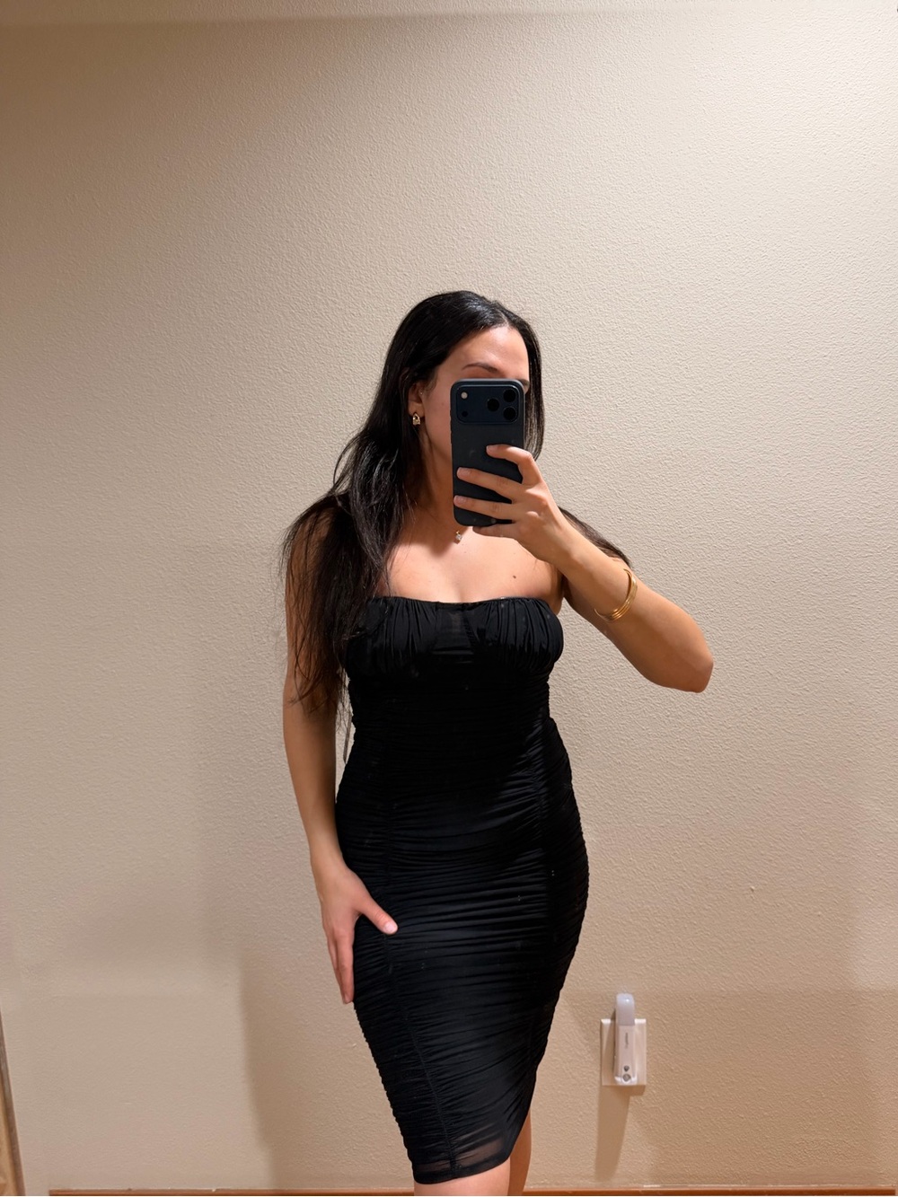 Classic Black Strapless Bodycon Dress